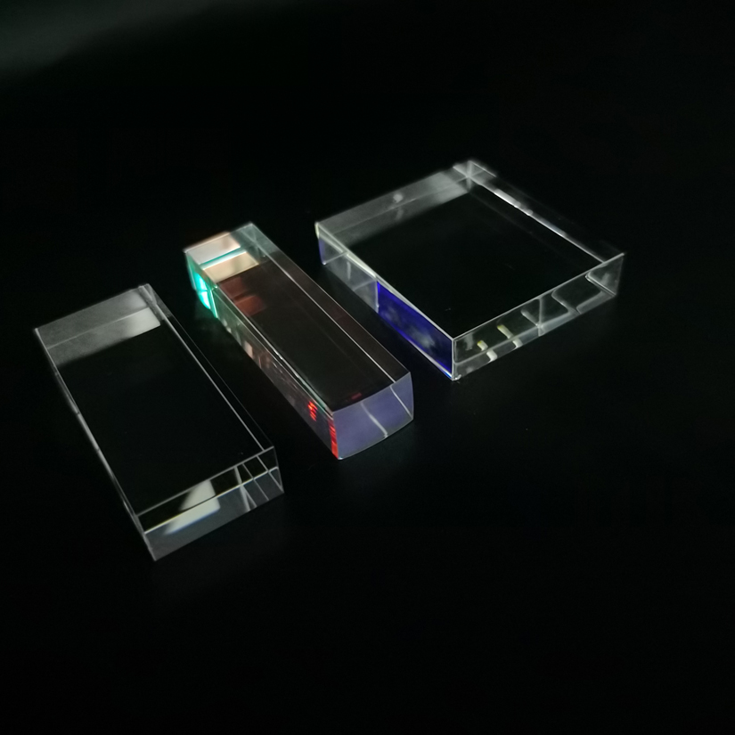 Polarizing beam splitter prism