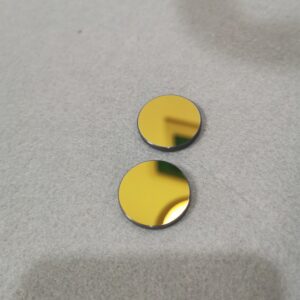 Silicon reflector